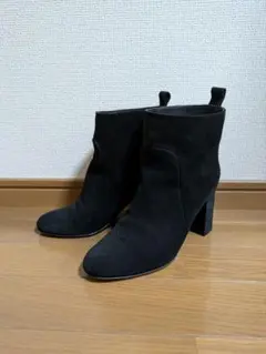 「GOLDEN GOOSE ゴールデングース」スエードショートブーツ