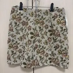 【美品】花柄タイトスカート 裏地なし