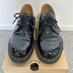 Dr. Martens 3ホール　パテントレザー、クリーナー付