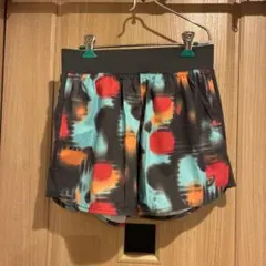 あ　アシックス ランニングショートパンツ 総柄のサムネイル