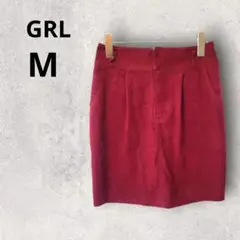 赤 ミニスカート