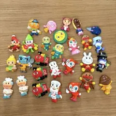 アンパンマン　くっつくんです　その他マグネット　28個セット