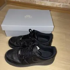 AIR FORCE 1 ナイキ エアフォース1‘07 ブラック　27cmのサムネイル