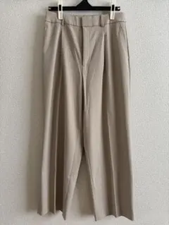 【美品】UNIQLO タックワイドパンツ L