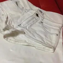 DISEL ホワイトショーパン