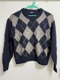 ユニクロ セーター プレミアムラムクルーネックセーター