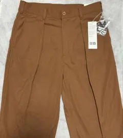 大人気！ユニクロU ワイドフィット タックジャージーパンツ ブラウン 76