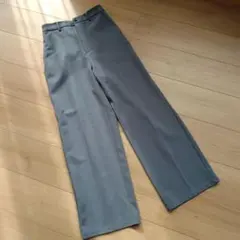 GU カラースラックス　くすみブルー　レディースМ　221-326204