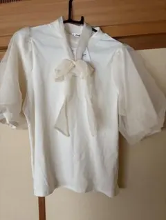 リボントップス新品未使用