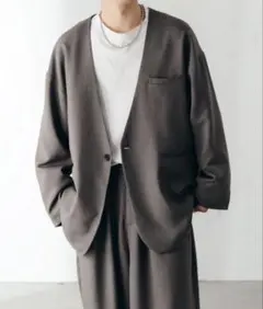 Item thumbnail for item c9a3d7f4-aa24-4a33-a62a-bd0f62e7c60d