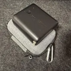 Anker モバイルバッテリー ブラック専用ケース付き