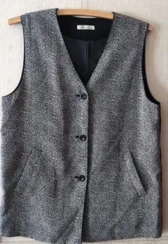 Item thumbnail for item 61d4260e-541e-45f5-b8ad-5a001375135c