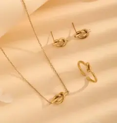 3セット★幸運結びゴールド ピアスリングネックレス サージカルステンレス