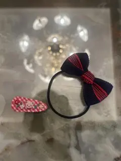 ファミリア　リボンヘアゴムとヘアピン　ぱっちん止めセット