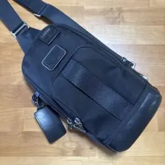 TUMI ボディバッグ ブラック 141294 TUMI ボディバッグ ブラック 141294 - メルカリ