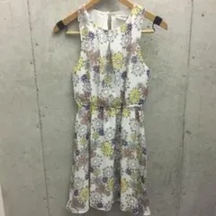 UKブランド 花柄 ノースリーブ ワンピースのサムネイル