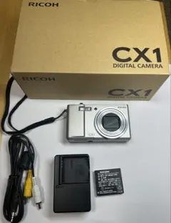 【美品】RICOH CX1 シルバー コンパクトデジタルカメラ 動作品 リコーのサムネイル