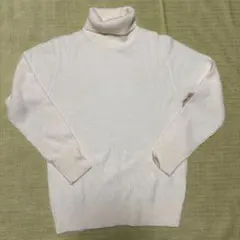 GU オフホワイト タートルネック セーター M 美品