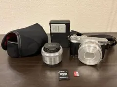 Nikon 1 J5 （標準レンズ・単焦点レンズ・SDカード付）のサムネイル