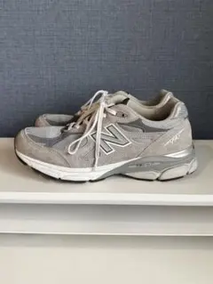 New Balance 990 v3