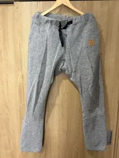 ルースイソンブラ　LIFE AS A JOURNEY フリースパンツ　XL