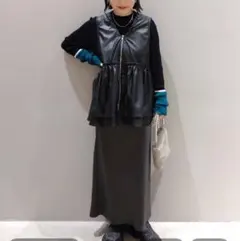 レプシィム　ストレッチサテンスカート