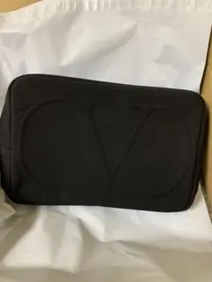 ヴァレンティノ　ブラック Vロゴ ポーチ　ノベルティ