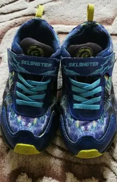 人気のSKECHERS スニーカー ブルー/イエロー