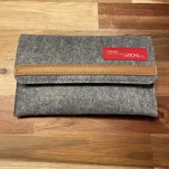 Newニンテンドー2DSLL 専用 ポーチ フェルト グレー