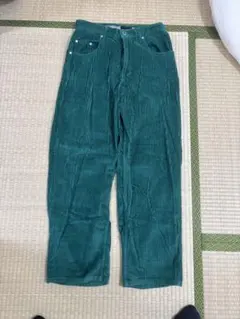 【最終値下げ】リーバイス シルバータブ コーデュロイ　グリーン