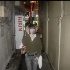 ユニクロ オリーブ色フード付きジャケット