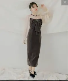 【新品未使用】配色シアーリボンベロアワンピース【SALON by Chico】