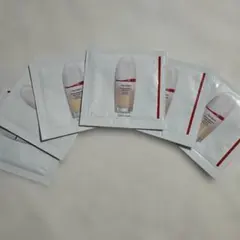 SHISEIDO エッセンス スキングロウ ファンデーション 220 Linenのサムネイル