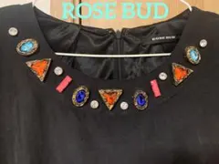 ローズバッド　ビジュー付きワンピース