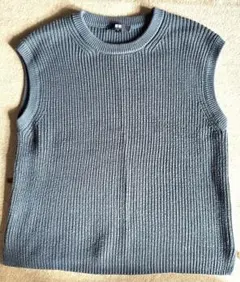 UNIQLO ニットベスト