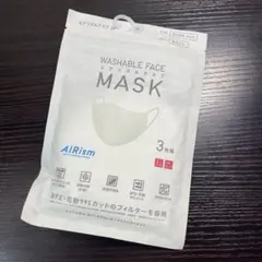 AIRism 洗えるマスク Mサイズ 3枚入り(第2世代) 11点セット AIRism 洗えるマスク Mサイズ 2枚入り - メルカリ