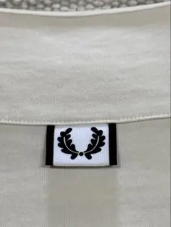 FRED PERRY レディース スクエアカラー カットソー アイボリー 希少のサムネイル