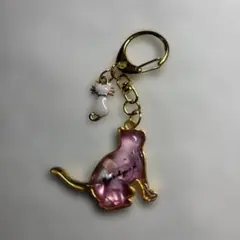 猫モチーフ レジンキーホルダー ピンク
