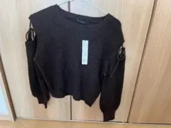 Heather ダークブラウン オフショルダーセーター