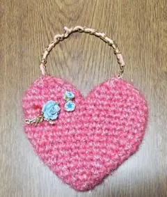 布製ハンドメイドハートのチャーム