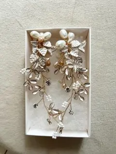 花 イヤリング ゴールド 結婚式