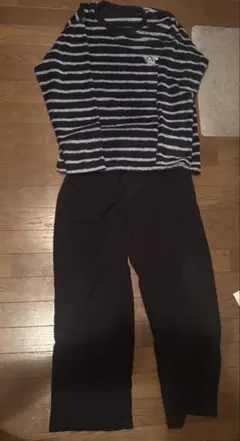ユニクロ　パジャマ　M