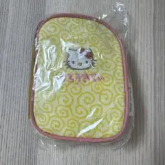 ハローキティ　ポーチ　唐草模様　黄色　縦型