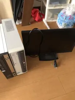 ジャンク品PC本体2台＋モニター1台