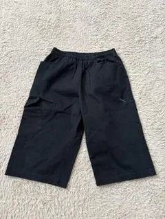 PUMA 黒 ハーフパンツ　160サイズ　プーマロゴ