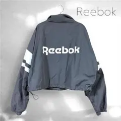 ホワイト ブルゾン