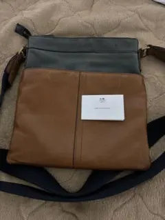 値下げ　コーチ　レザーショルダーバッグ ブラウン