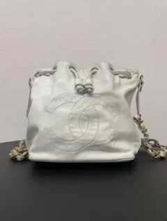CHANEL ヴィンテージ ラムスキン 巾着型 バケットバッグ ホワイト