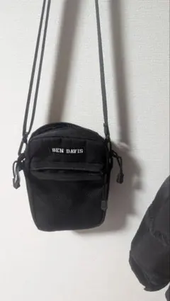 BEN DAVIS ブラック ショルダーバッグ