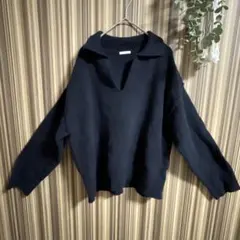 GUブラック Vネック ニットセーターMサイズ